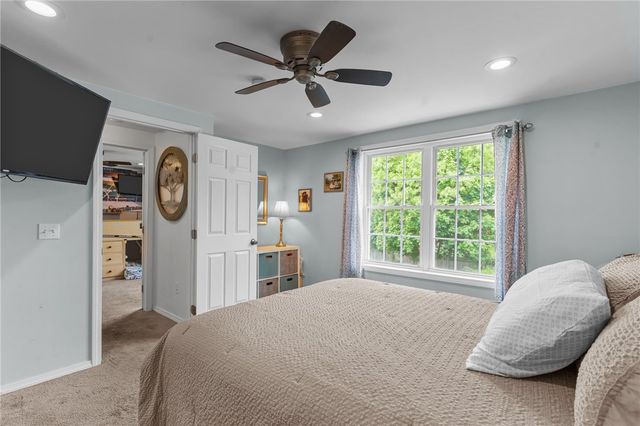 95 George Arden Avenue, Warwick, RI 02886