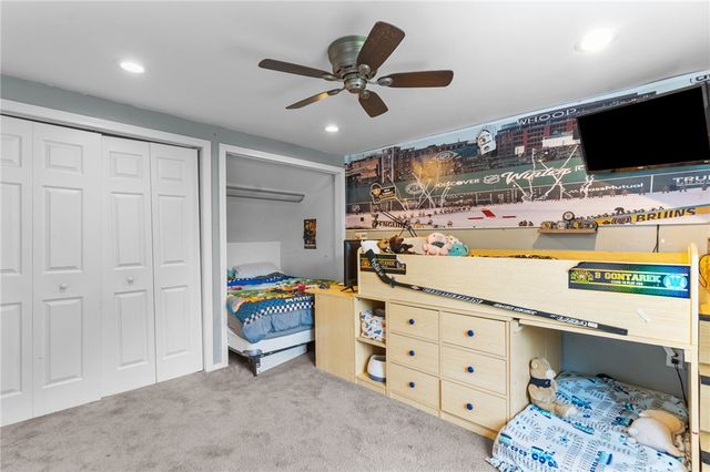 95 George Arden Avenue, Warwick, RI 02886