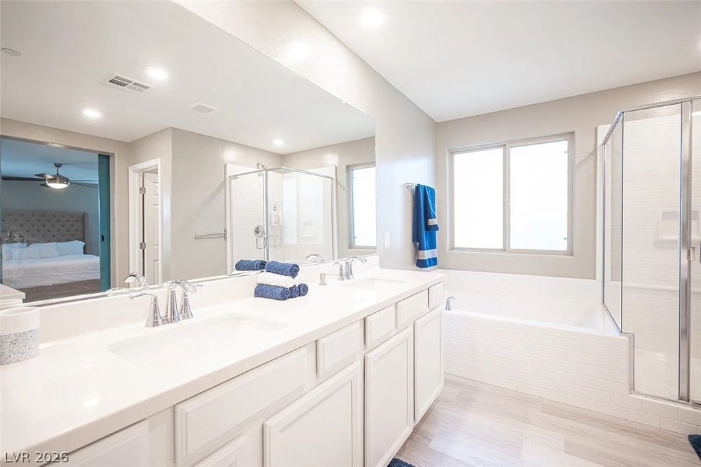 1031 Bluebell Brook Street, Henderson, NV 89052 — photo 5