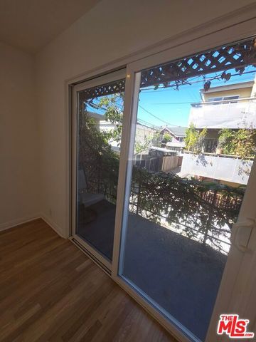 109 Brooks Avenue 4, Venice (los Angeles), CA 90291