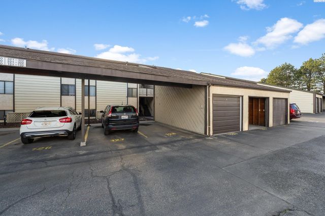 303 Gage Blvd Apt 122, Richland, WA 99352