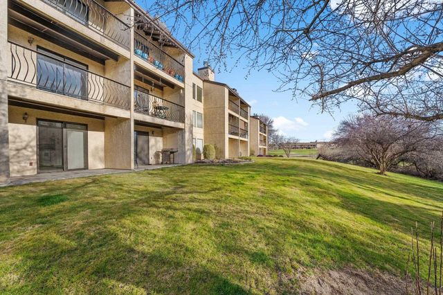 303 Gage Blvd Apt 122, Richland, WA 99352
