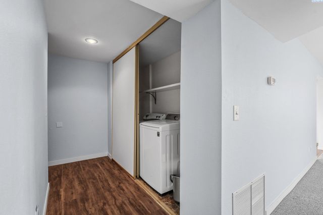 303 Gage Blvd Apt 122, Richland, WA 99352