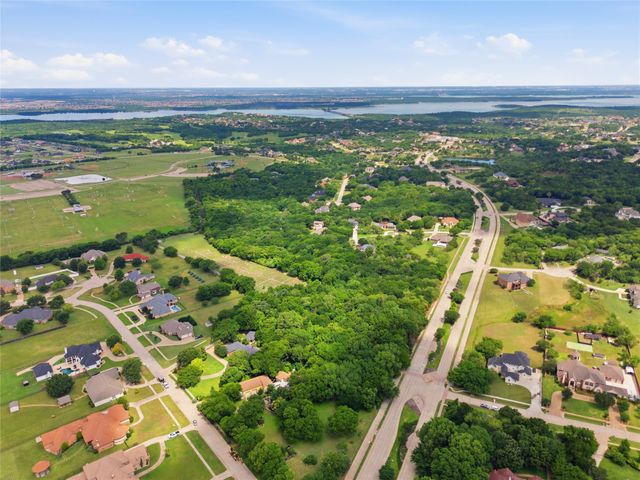 1557 Lake Ridge Parkway, Cedar Hill, TX 75104