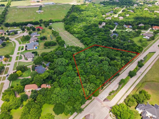 1557 Lake Ridge Parkway, Cedar Hill, TX 75104