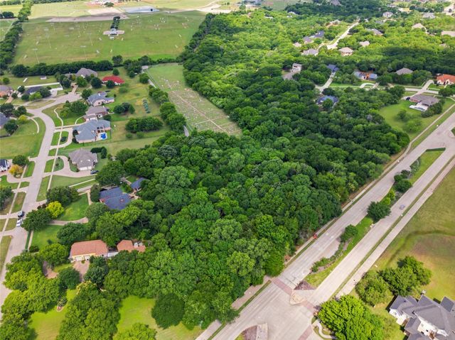 1557 Lake Ridge Parkway, Cedar Hill, TX 75104