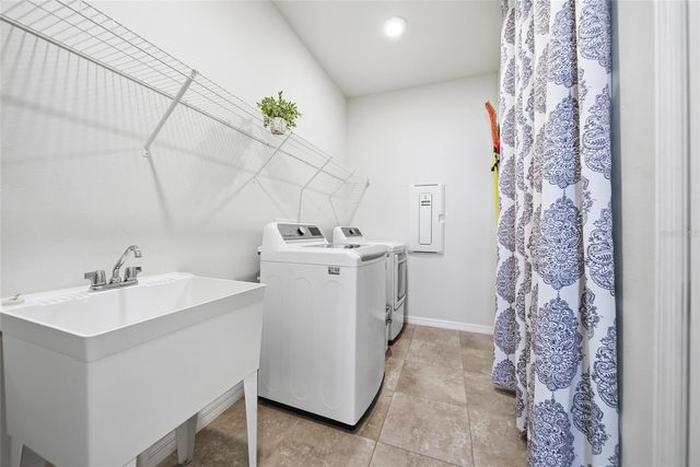 5234 TURTLE BAY DRIVE, Wesley Chapel, FL 33545