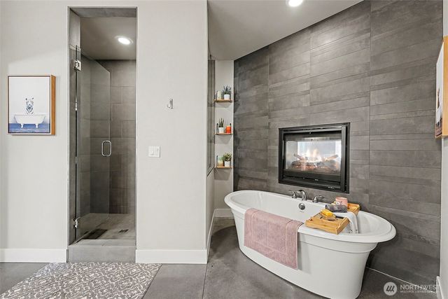 2222 215th Street E, Spanaway, WA 98387