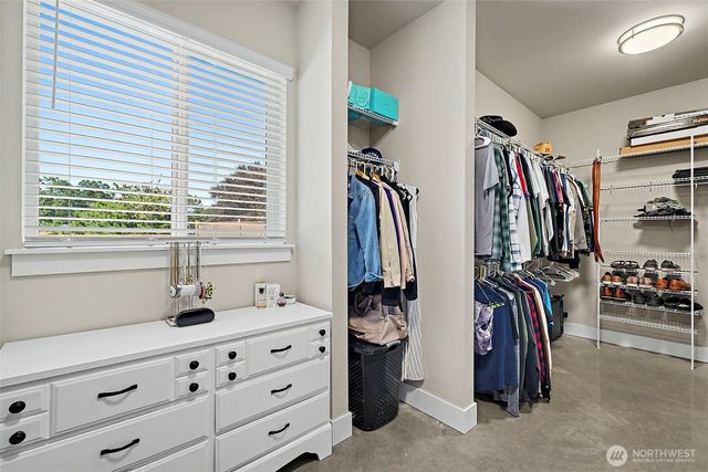 2222 215th Street E, Spanaway, WA 98387