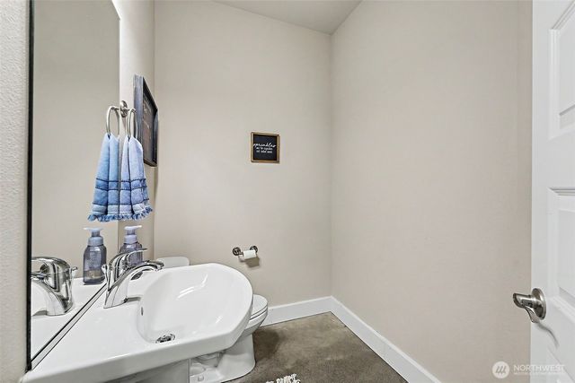 2222 215th Street E, Spanaway, WA 98387