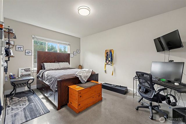 2222 215th Street E, Spanaway, WA 98387