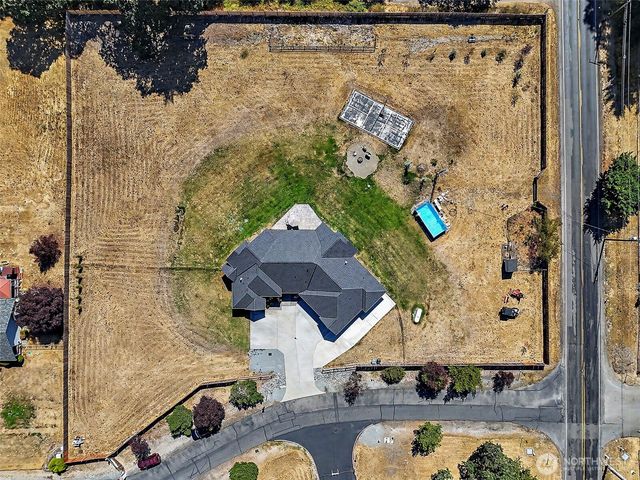 2222 215th Street E, Spanaway, WA 98387