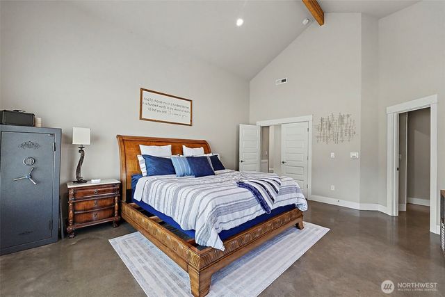 2222 215th Street E, Spanaway, WA 98387