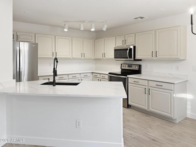 1337 E STIRRUP Lane, San Tan Valley, AZ 85143