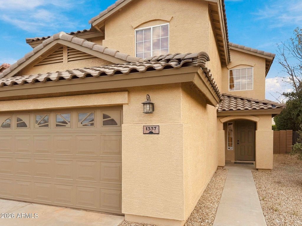 1337 E STIRRUP Lane, San Tan Valley, AZ 85143 — photo 4