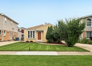 9226 Crescent Drive, Franklin Park, IL 60131