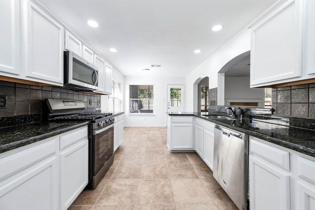 1627 Sterling Village Drive, Spring, TX 77386
