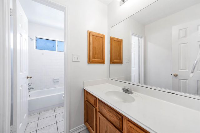 1627 Sterling Village Drive, Spring, TX 77386