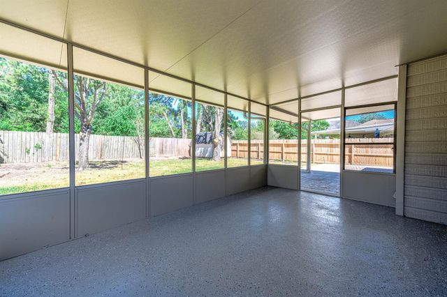 1627 Sterling Village Drive, Spring, TX 77386