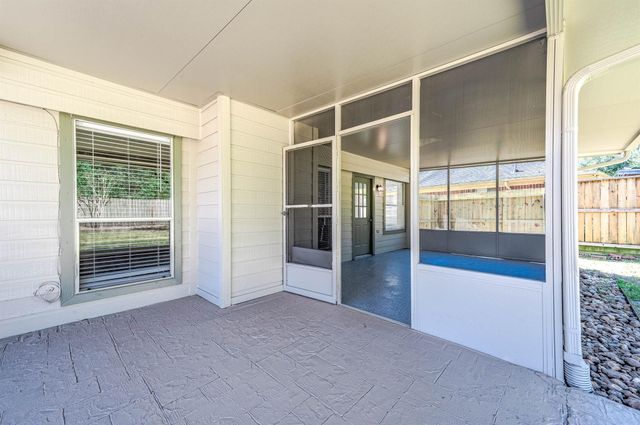 1627 Sterling Village Drive, Spring, TX 77386