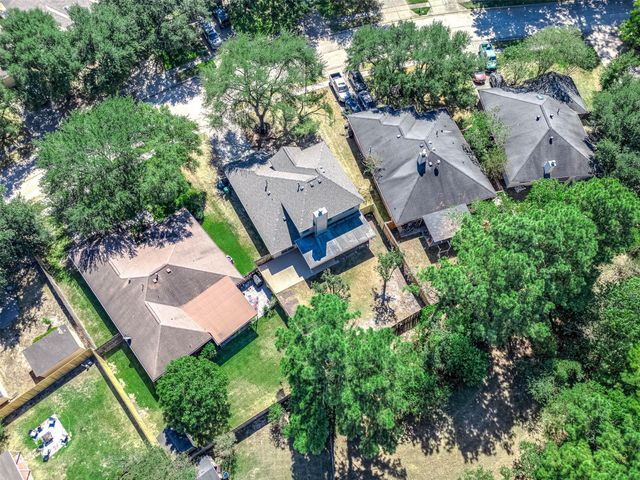 1627 Sterling Village Drive, Spring, TX 77386