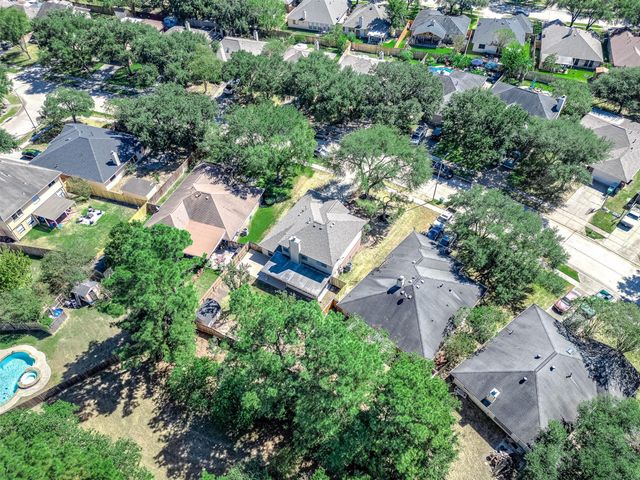 1627 Sterling Village Drive, Spring, TX 77386