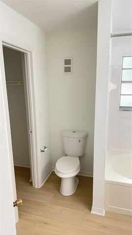 7350 WESTPOINTE BOULEVARD 213, Orlando, FL 32835