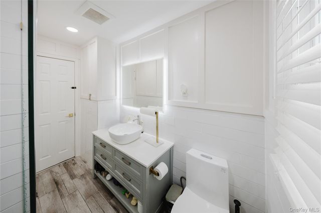 156-18 137th Avenue, Jamaica, NY 11434