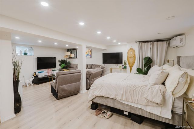 156-18 137th Avenue, Jamaica, NY 11434