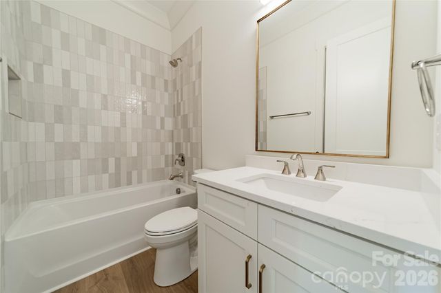 2648 Roslyn Avenue, Charlotte, NC 28208