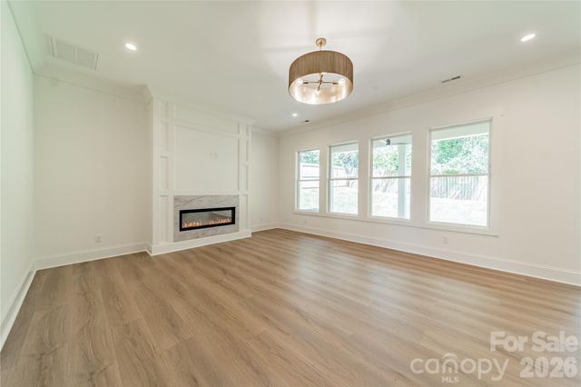 2648 Roslyn Avenue, Charlotte, NC 28208