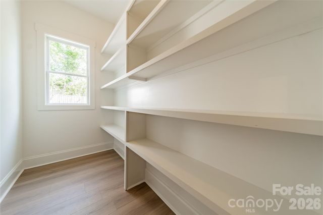 2648 Roslyn Avenue, Charlotte, NC 28208