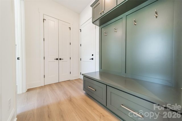 2648 Roslyn Avenue, Charlotte, NC 28208