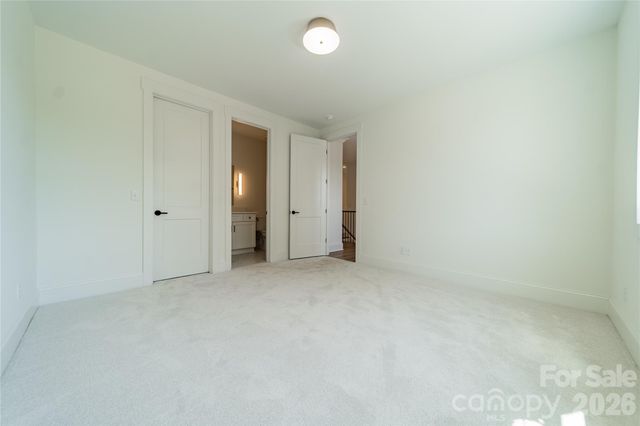 2648 Roslyn Avenue, Charlotte, NC 28208