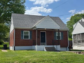 7849 Seward Avenue, Mt Healthy, OH 45231