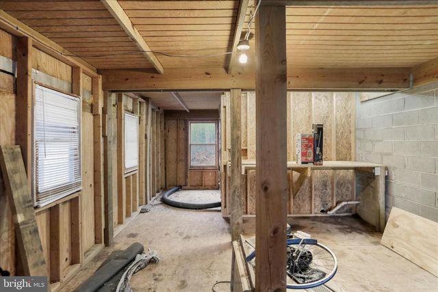 55 MOROSKO LN, Berkeley Springs, WV 25411