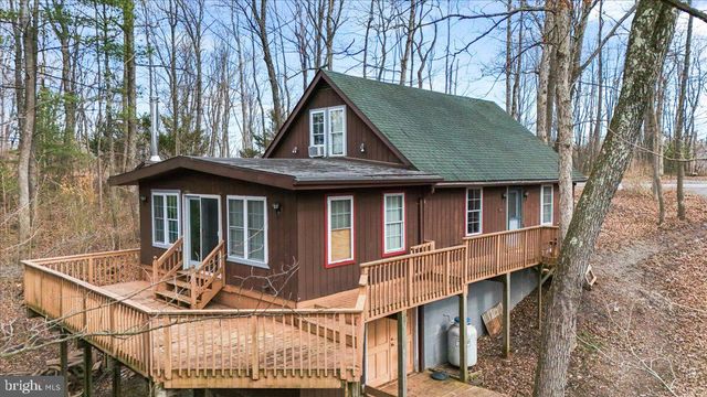 55 MOROSKO LN, Berkeley Springs, WV 25411