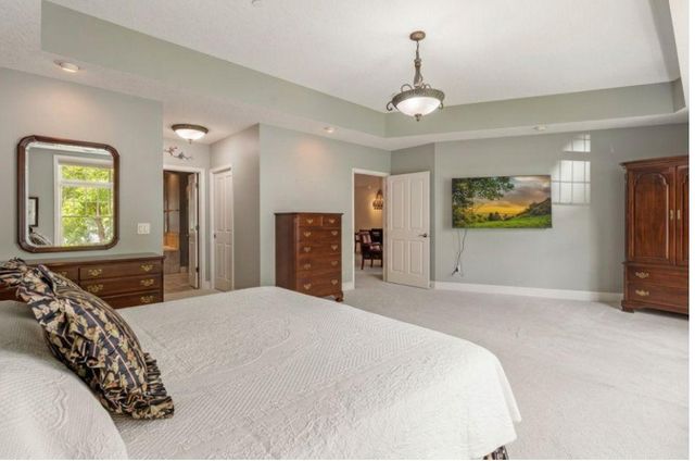 21957 Minnetonka Boulevard 17, Excelsior, MN 55331