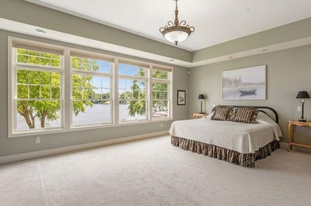 21957 Minnetonka Boulevard 17, Excelsior, MN 55331
