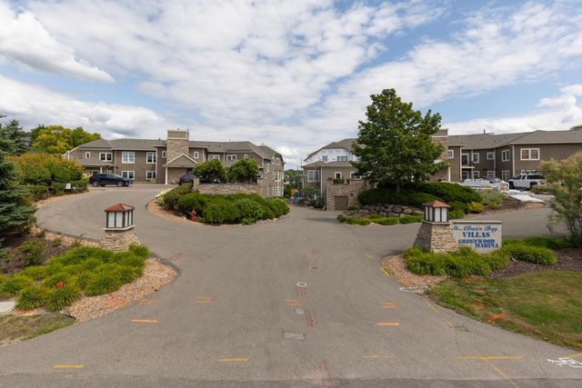 21957 Minnetonka Boulevard 17, Excelsior, MN 55331
