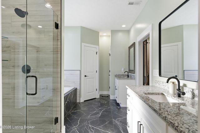 816 Otter Creek Rd, Vine Grove, KY 40175