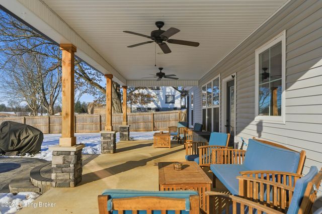 816 Otter Creek Rd, Vine Grove, KY 40175