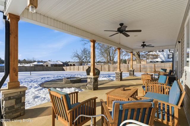 816 Otter Creek Rd, Vine Grove, KY 40175