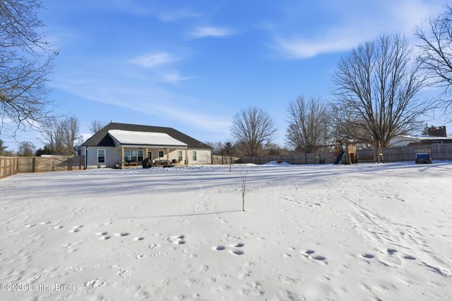 816 Otter Creek Rd, Vine Grove, KY 40175