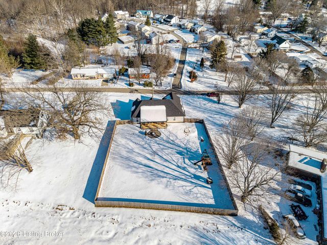 816 Otter Creek Rd, Vine Grove, KY 40175