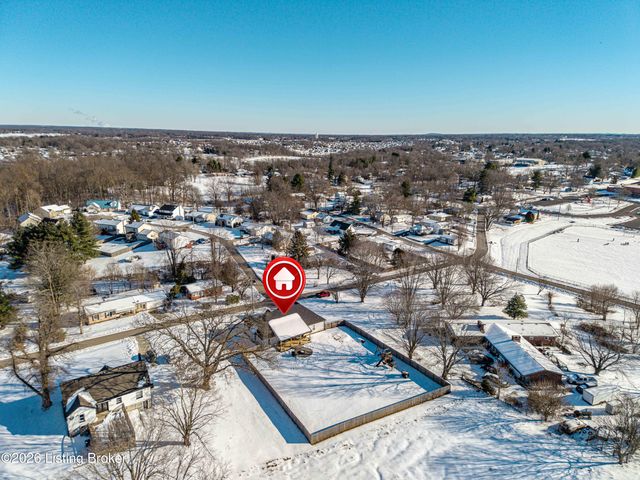 816 Otter Creek Rd, Vine Grove, KY 40175