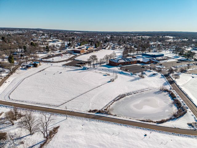 816 Otter Creek Rd, Vine Grove, KY 40175