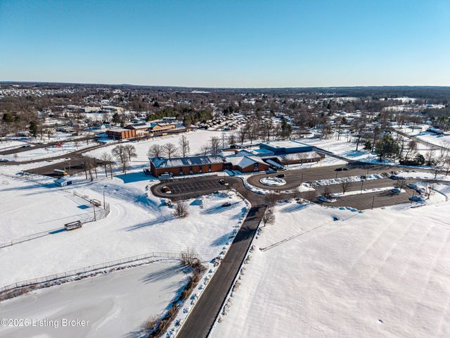 816 Otter Creek Rd, Vine Grove, KY 40175