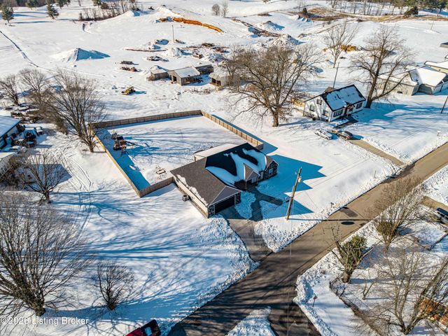 816 Otter Creek Rd, Vine Grove, KY 40175