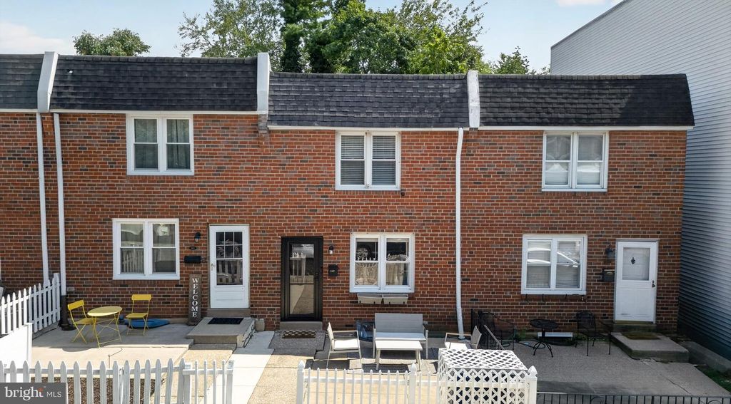 367 CONARROE ST, PHILADELPHIA, PA 19128 — exterior